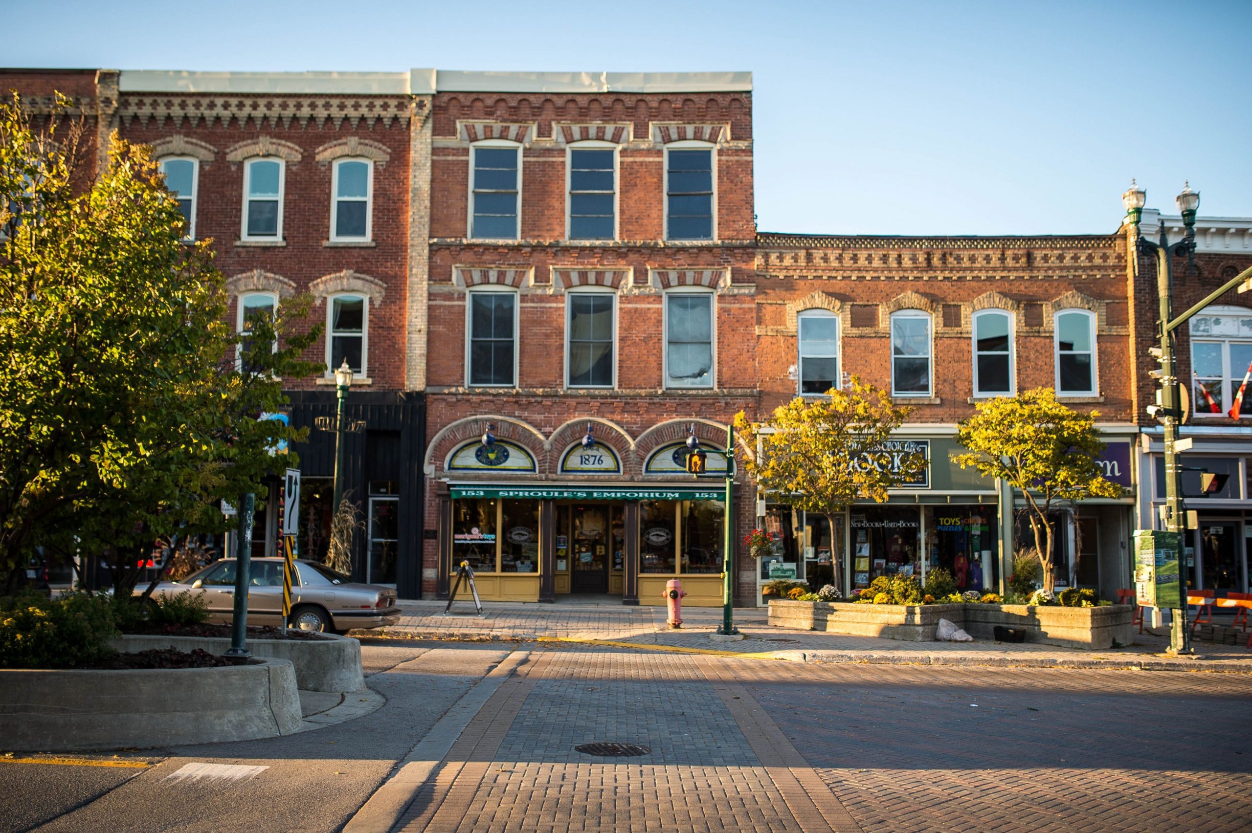 A shot of a storefront in downtown Orangeville